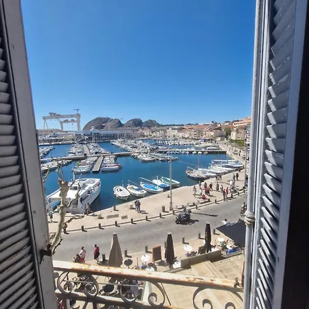 Le Cosy Vip, Un Balcon Face Au Vieux Port La Ciotat