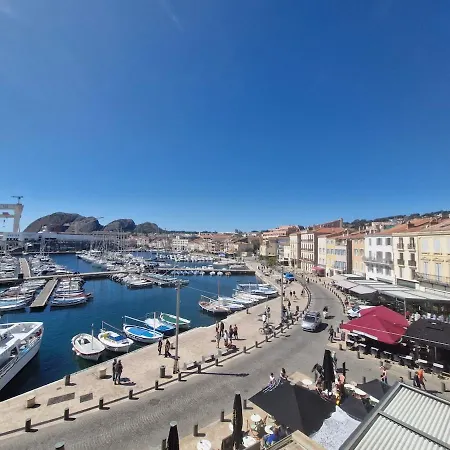 Le Cosy Vip, Un Balcon Face Au Vieux Port Appartement *