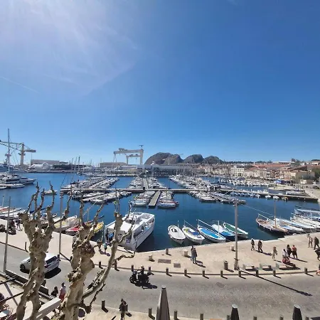 Le Cosy Vip, Un Balcon Face Au Vieux Port Appartement La Ciotat